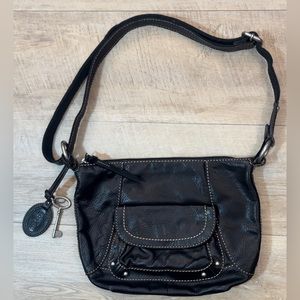 Fossil Black Shoulder Bag with Sleek Design